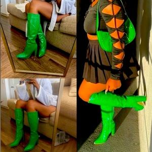 Green Crocodile Print Boots (Brand New)